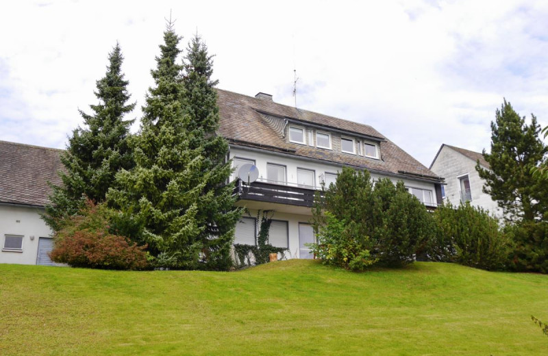 Fewo Ettelsberg-Panorama**** - Haus mit Garten