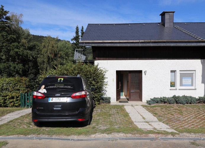 Hauseingang - Fewo Haus Bellevue****
