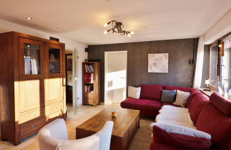 Wohnbereich mit TV & Homecinema (im Schrank)