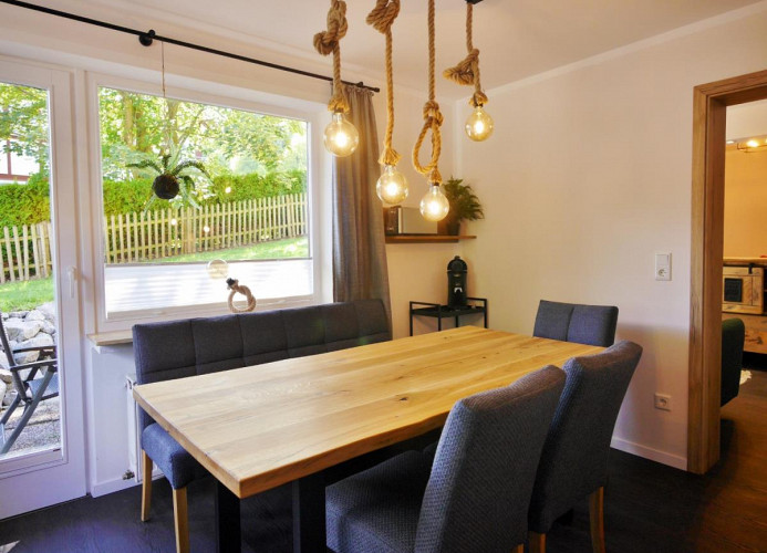 Upland Apartements/Fewo Waldgeist - Essbereich mit Aussicht