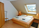 Fewo F*** - Schlafzimmer1 (Babybett auf Wunsch)