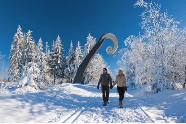 WANDERN & NORDIC SPORT