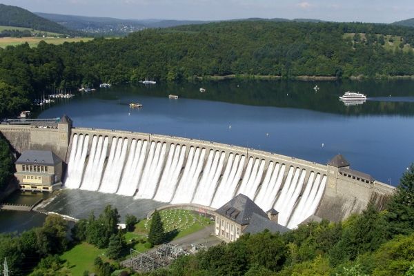 EDERSEE - STAUMAUER