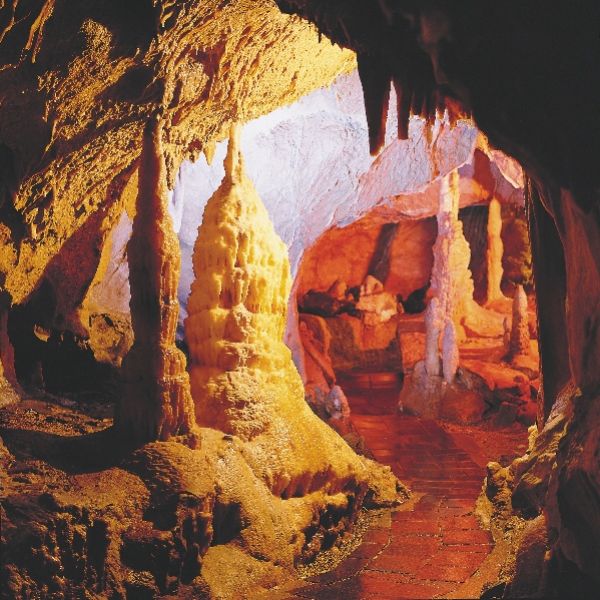 ATTAHÖHLE