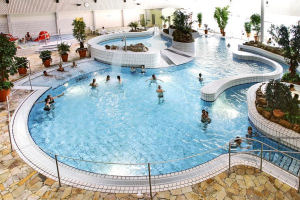 FREIZEITBAD 