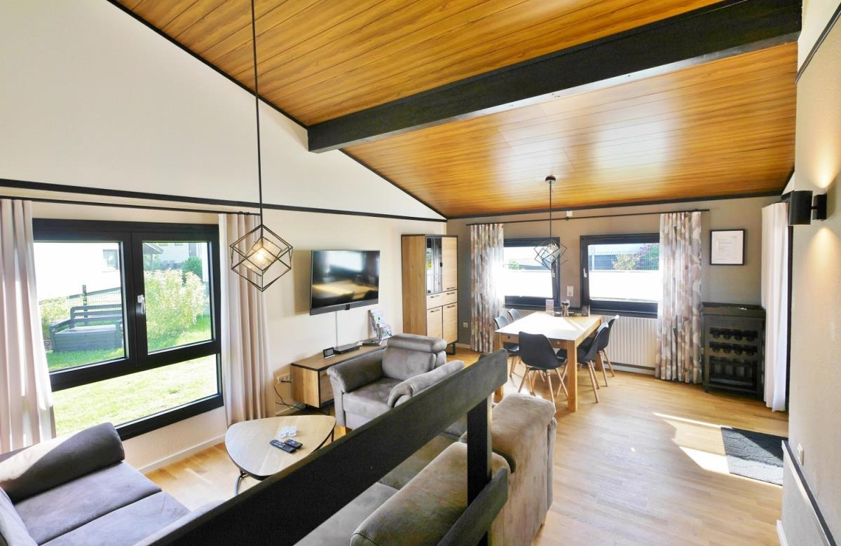 Wohnzimmer - Ferienhaus Diemelquelle****