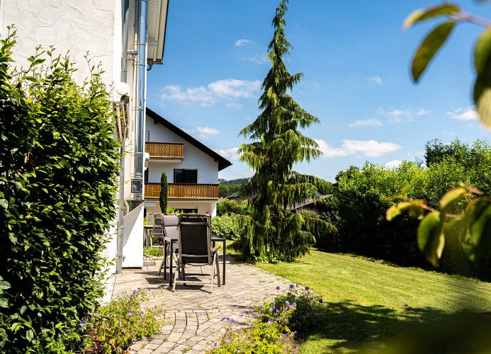 Garten  der Villa Edelweiss