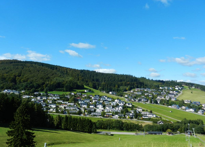 Ferienblockhaus - direkte Lage an den Skipisten im Hoppecketal