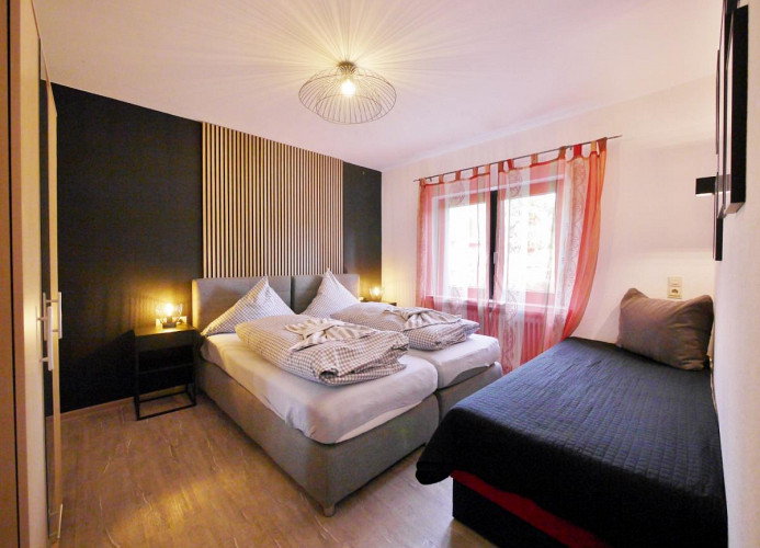 Schlafzimmer1 - Q12 Fewo LIEBE***